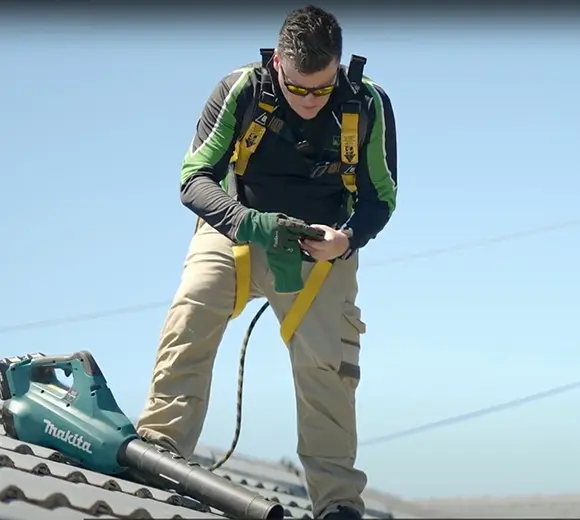 homefront-service-provider-solar-gutters